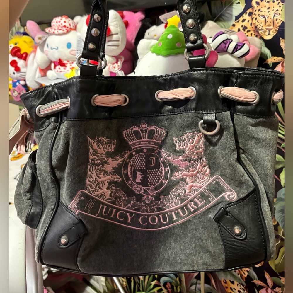 Juicy Couture Gray and Pink daydreamer